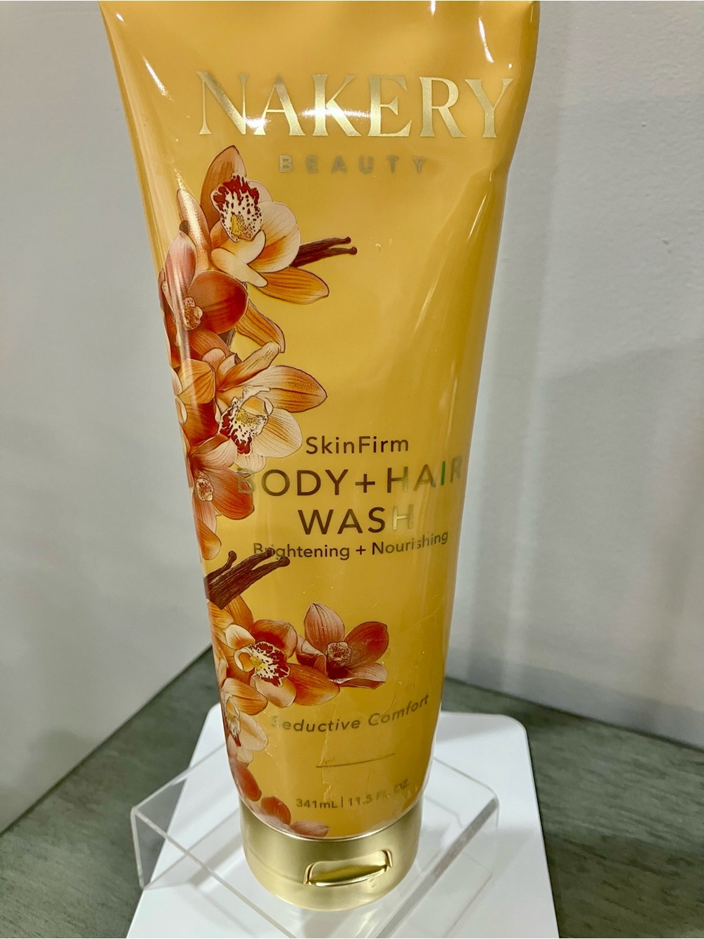 SkinFirm Body + Hair Wash in Seductive Comfort